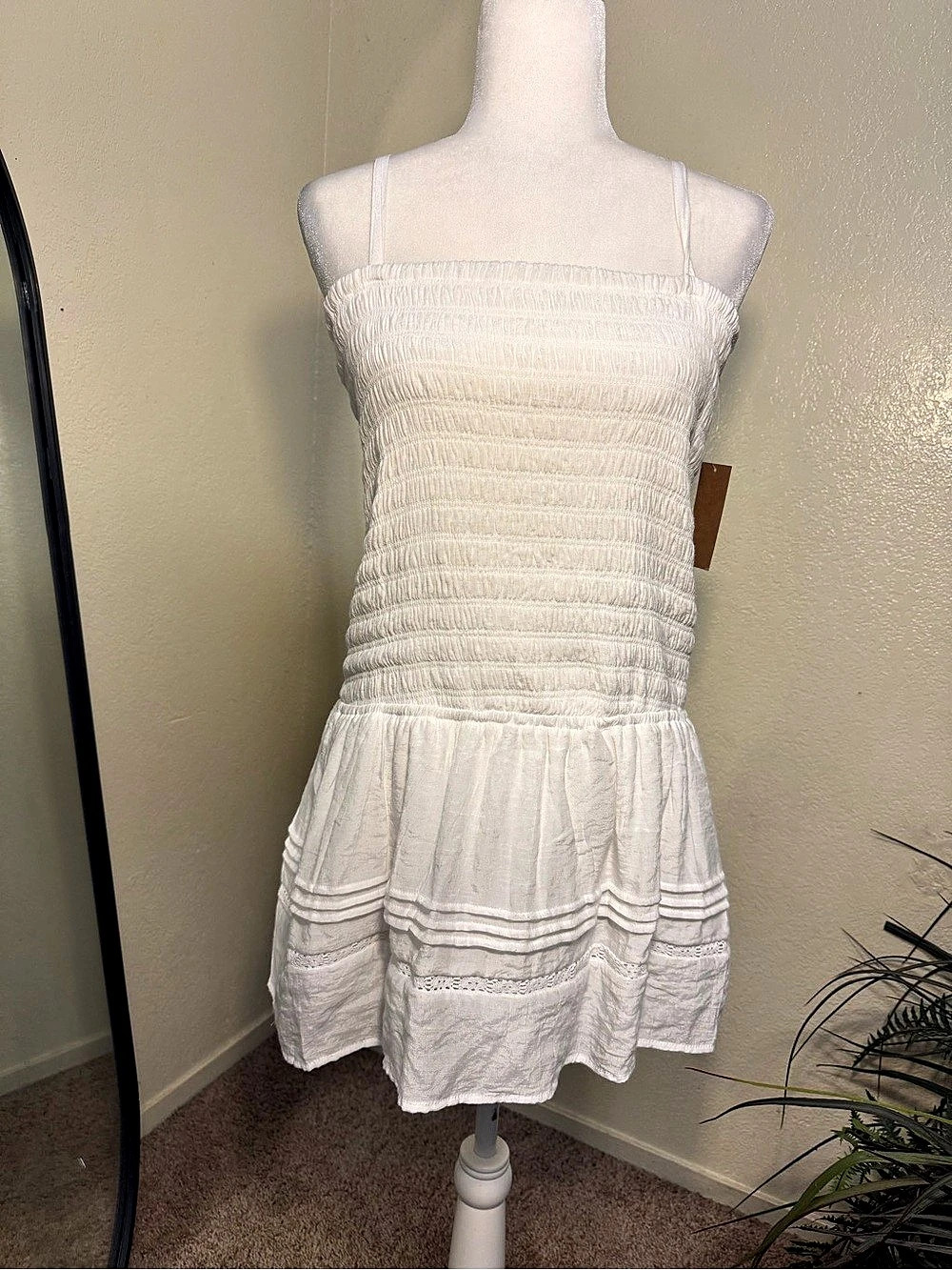 Just Bound Smocked Mini Dress in White Size XL Like New